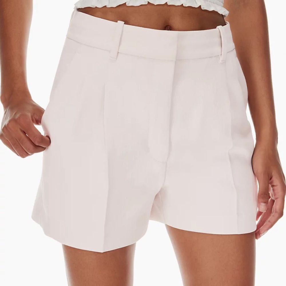 Aritzia Wilfred Effortless Shorts